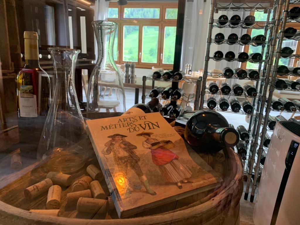 Hotel Restaurant Eden エヴォレーヌ エクステリア 写真